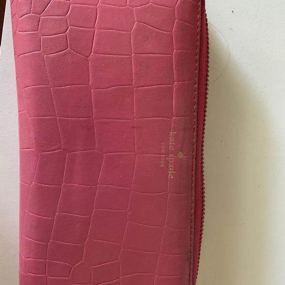 Kate Spade Wallet - Picture 1 of 4